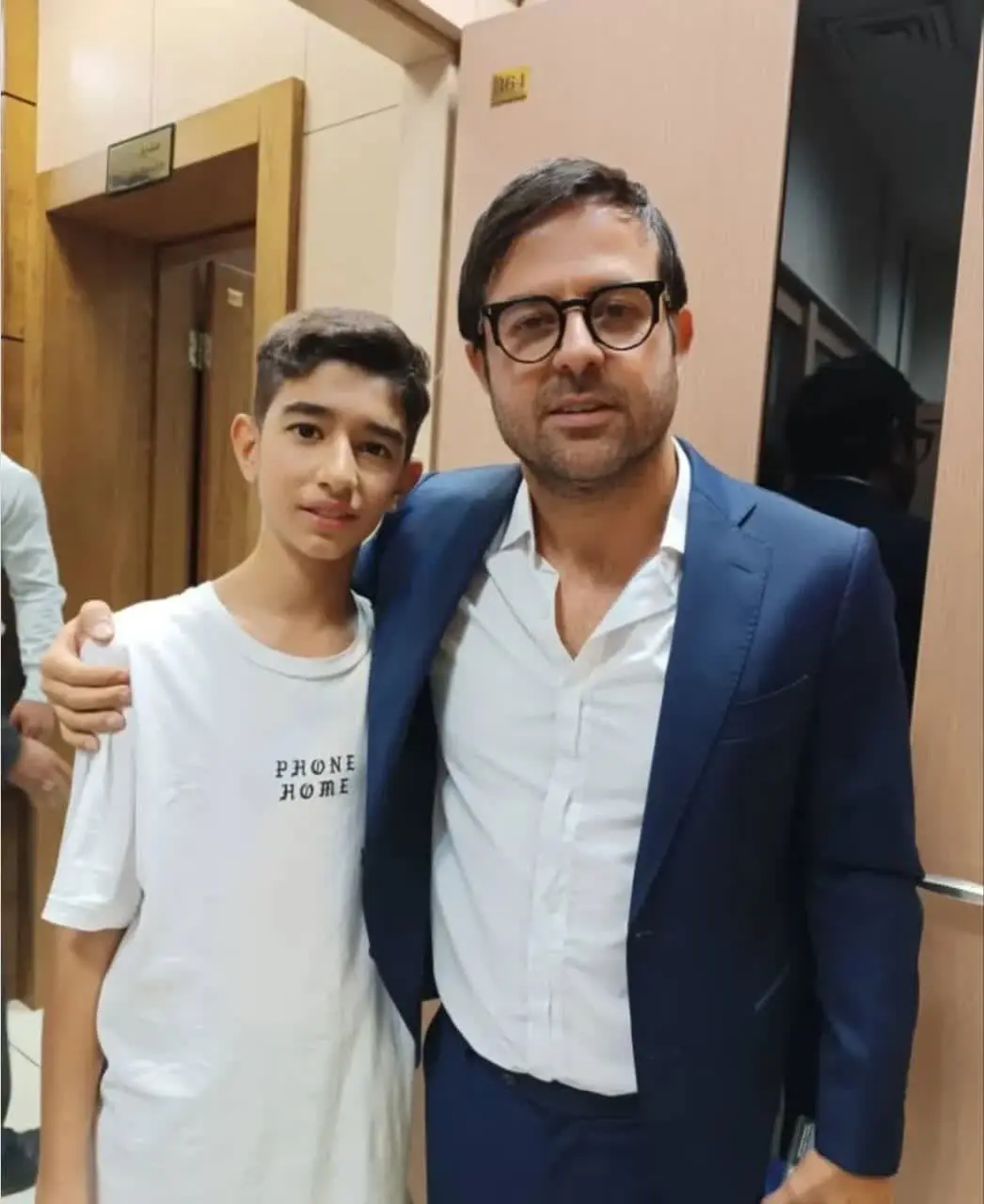 دانیال فرجی در کنار هومن سیدی