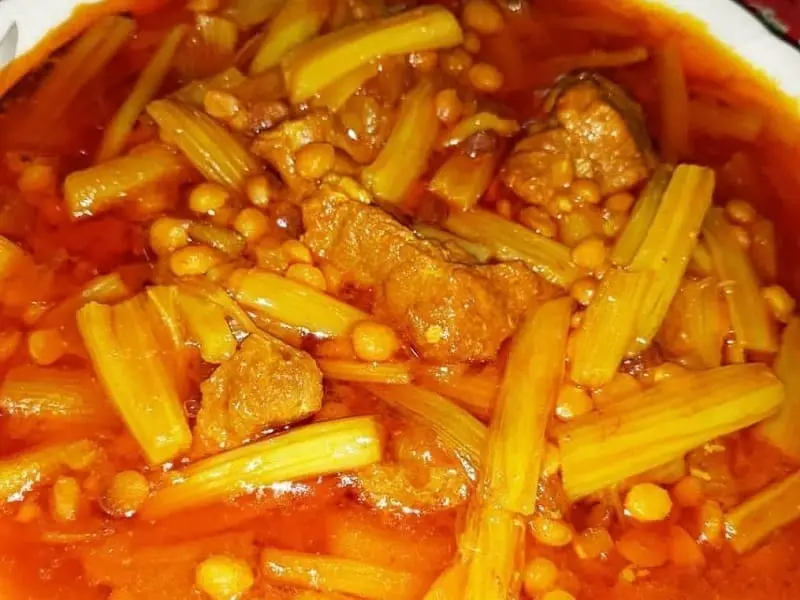 خورشت کنگر با لپه