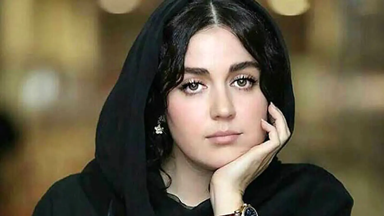 افسانه پاکرو