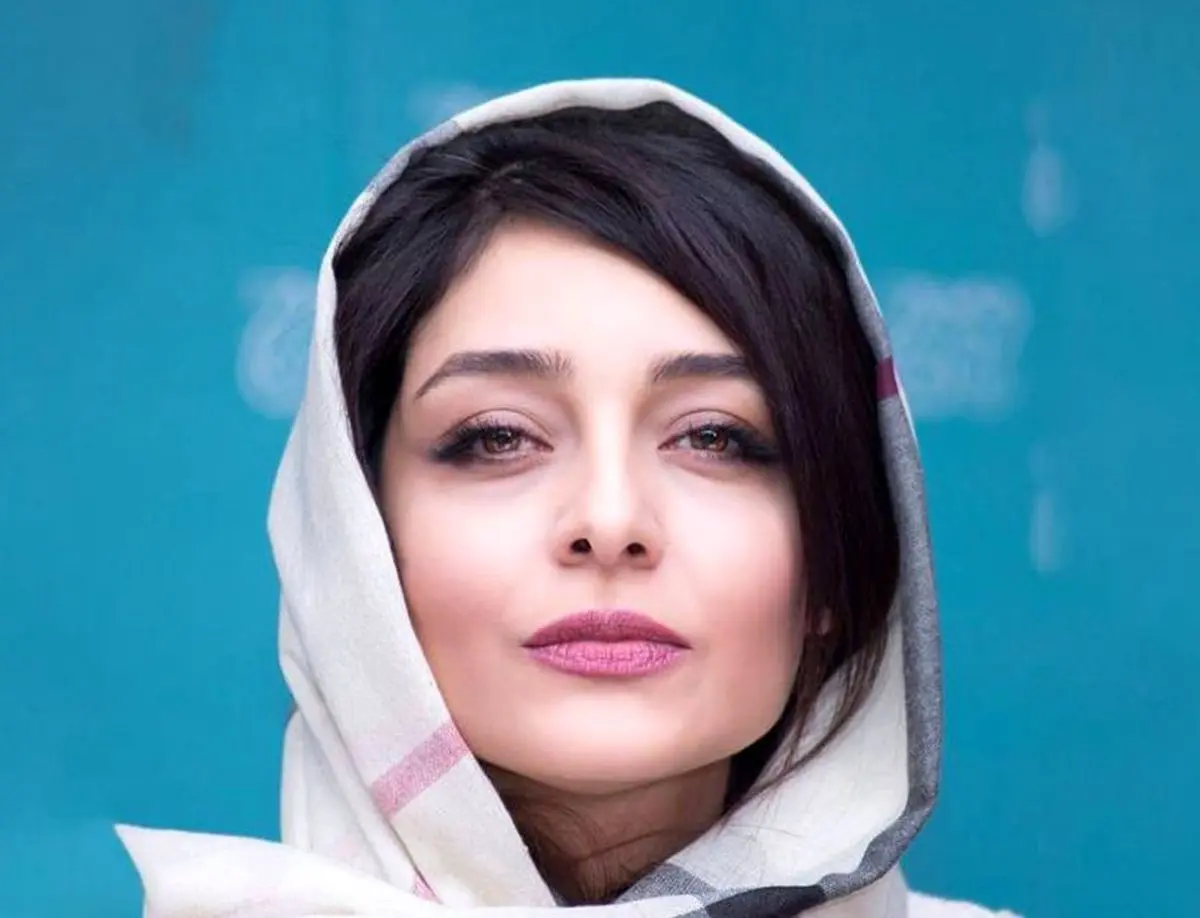 ساره بیات