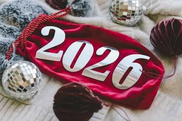 کریسمس 2026 رو متفاوت تبریک بگو؛ بهترین پیام ها و عکس نوشته های تبریک سال نو میلادی