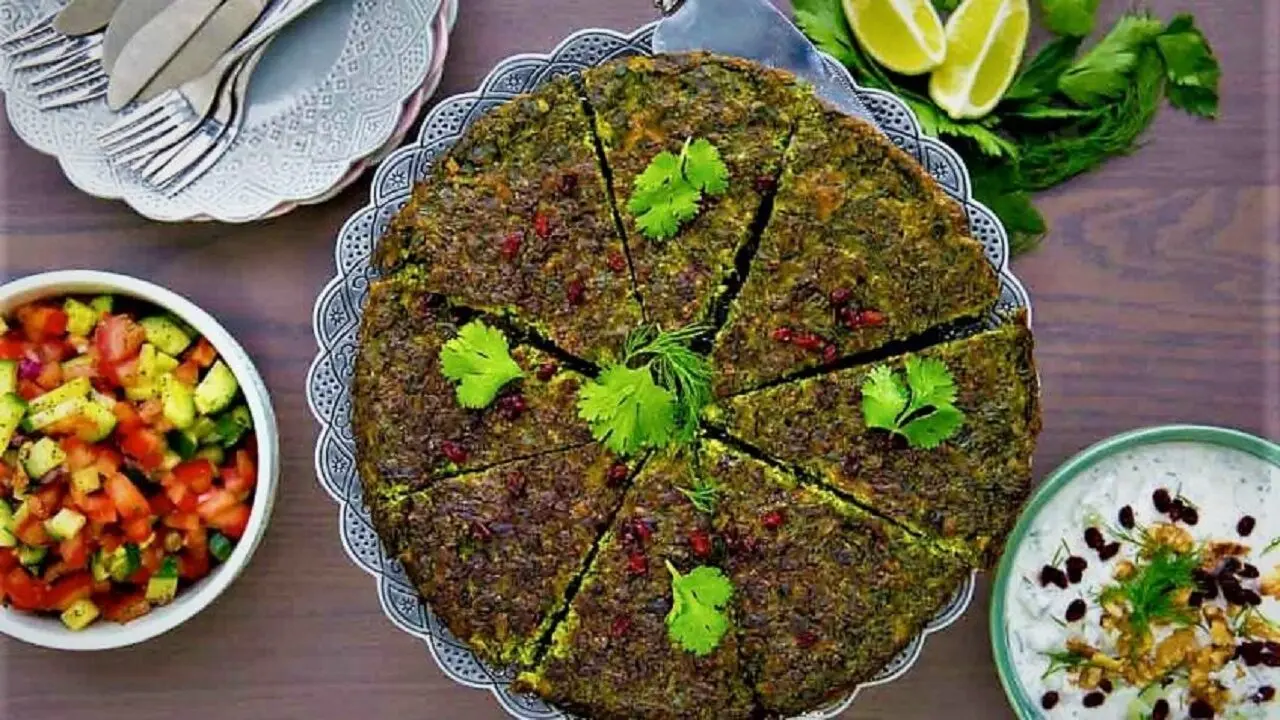طرز تهیه کوکو پاغازه؛ غذای محلی کرمانشاهی + مواد لازم و خواص گیاهی پاغازه