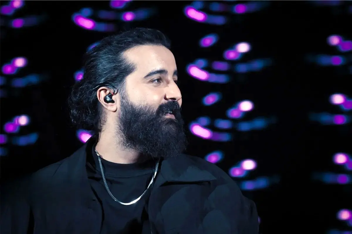 دانلود آهنگ جدید مهدی دارابی (هوروش بند) بنام پر پرواز + پخش آنلاین