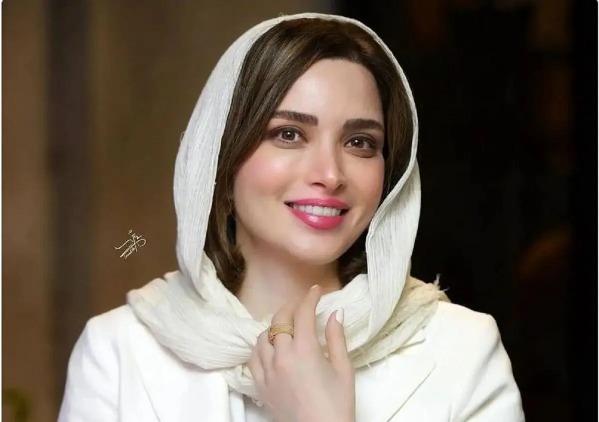 بهنوش طباطبایی