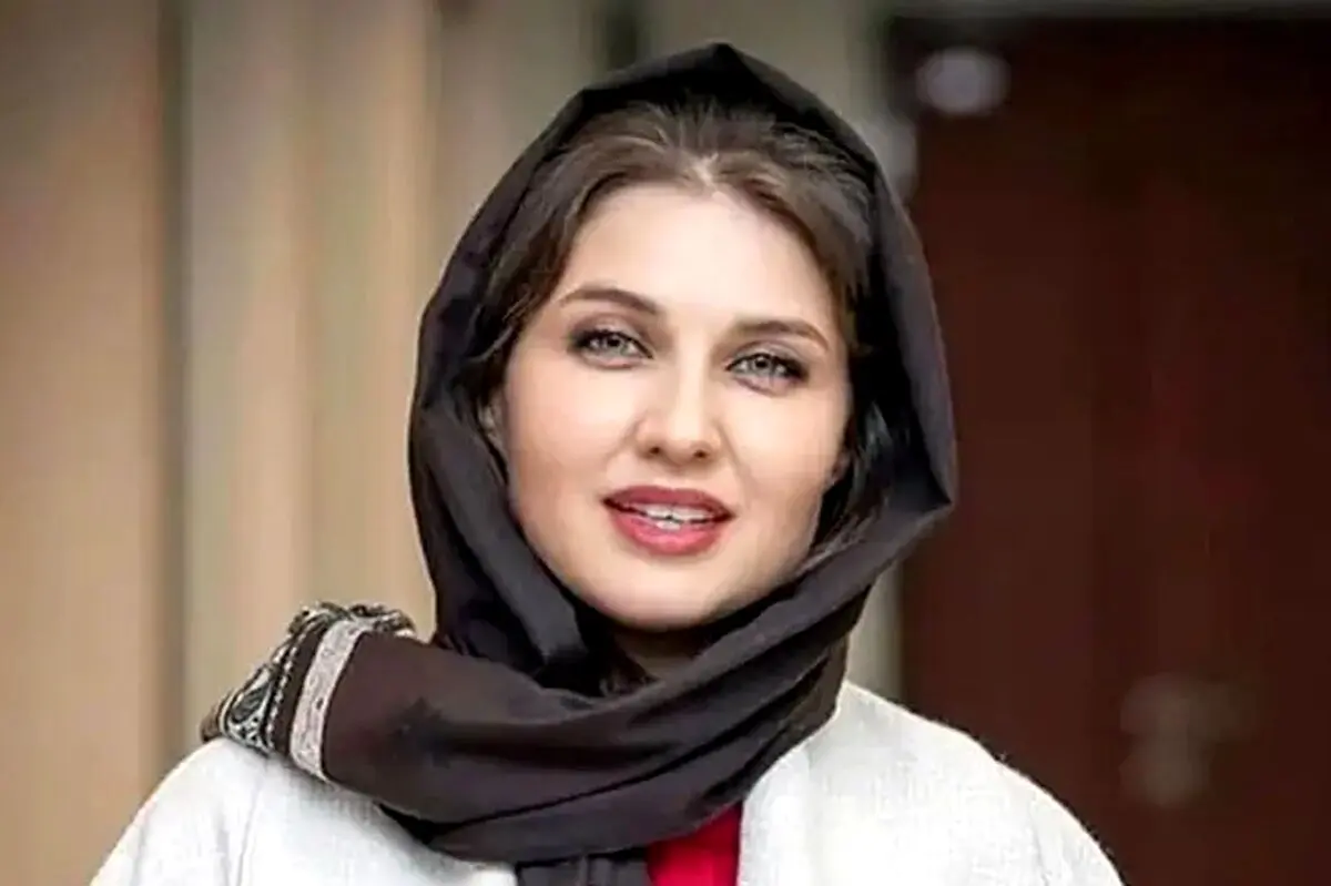 معنی رنگبندی لباس گلوریا هاردی در جوکر چی بود؟ + عکس