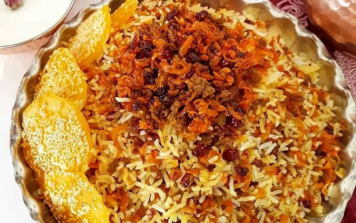 غذا با گوشت چرخکرده و برنج