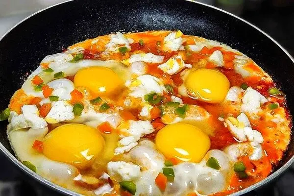 (ویدیو) روش تهیه 5 مدل نیمرو متفاوت برای صبحانه های خاص!
