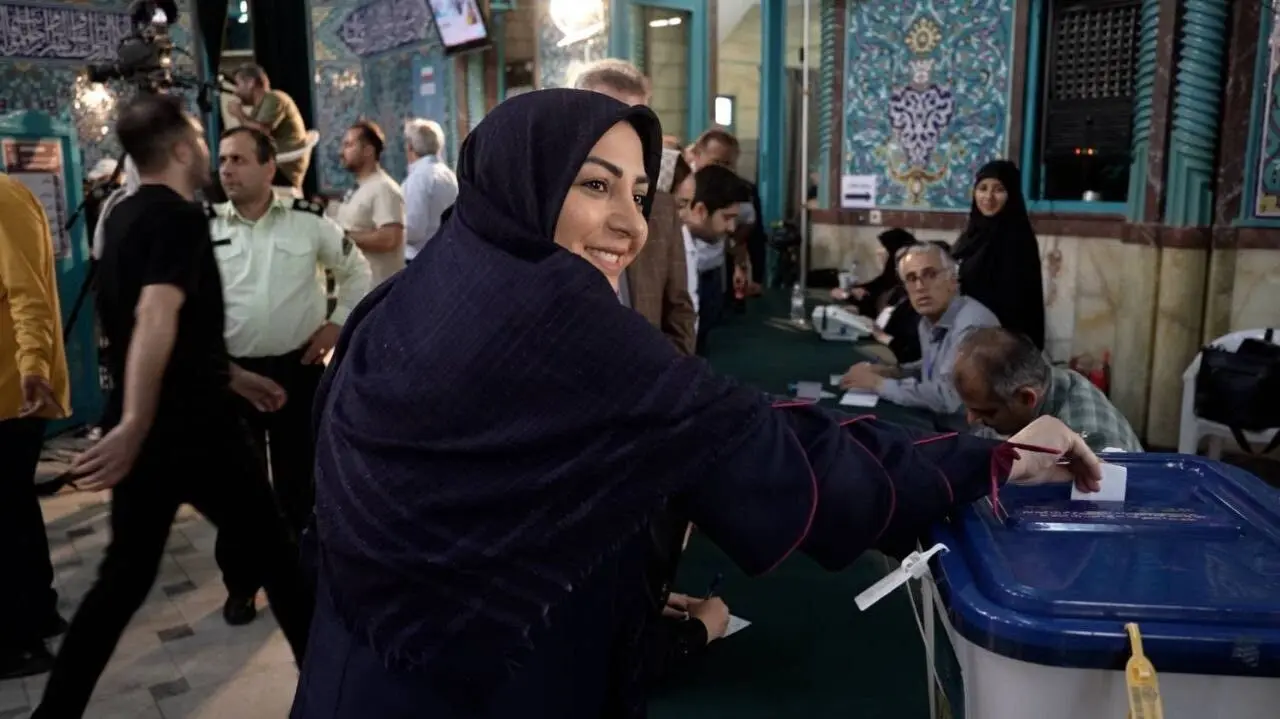 کدام هنرمندان در انتخابات شرکت کردند؟