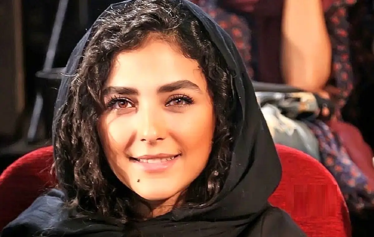 هدی زین العابدین با این لباس پولکی تو جشنواره سیس ملکه گرفته + عکس