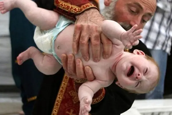 عجیب ترین رسم های دنیا برای زایمان و نوزاد متولد شده + تصاویر