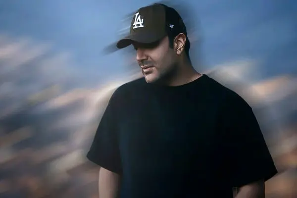 آهنگ جدید مهدی جهانی به نام تو تنهاییم + دانلود