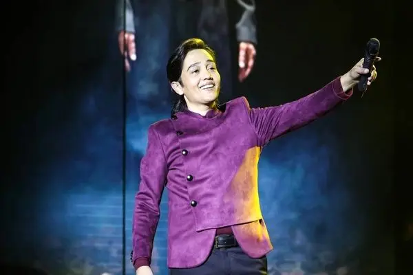 (ویدیو) رونمایی از موزیک ویدیوی جدید سریال بامداد خمار با صدای امین بانی!