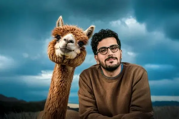 قسمت 10 برنامه نیمه شب با اجرای امیرحسین قیاسی از اینجا دانلود کنید