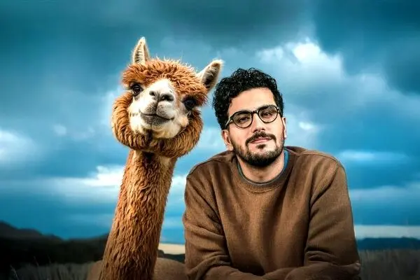 قسمت 10 برنامه نیمه شب با اجرای امیرحسین قیاسی از اینجا دانلود کنید