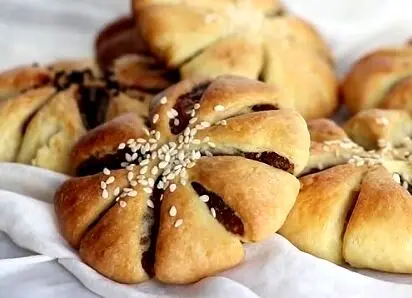 نان خرمایی؛ یه صبحانه خوشمزه و مقوی برای بچه ها | طرز تهیه نان خرمایی خانگی