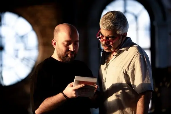 قسمت 57 برنامه اکنون با حضور عباس کاظمی + لینک تماشای مستقیم