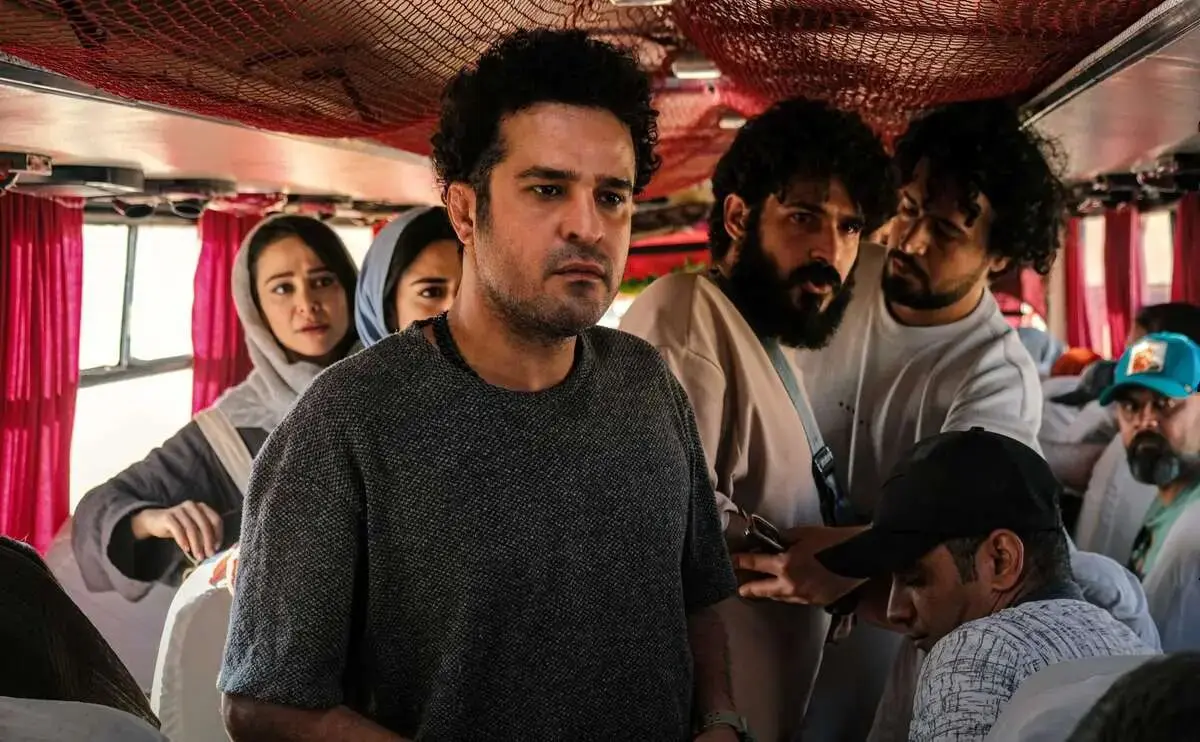 (ویدیو) سکانس جنجالی پشت صحنه تصادف در سریال «جان سخت» 