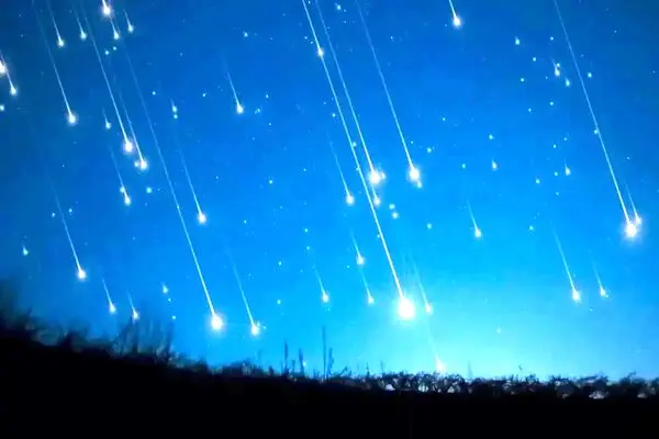 جزئیات کامل بارش شهابی جباری در 29 مهر 1404؛ زمان اوج و نحوه رصد