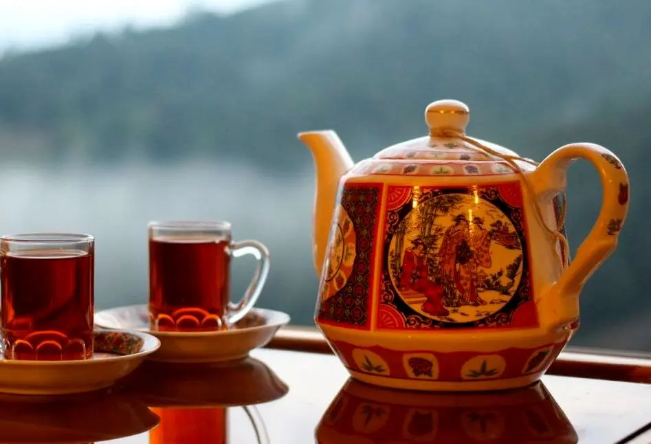 بلایی که نوشیدن زیاد چای بر سرتان می آورد!