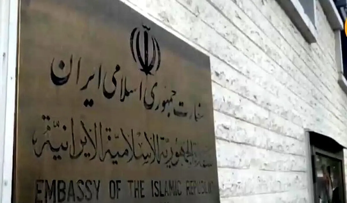 (ویدیو) لحظات غارت سفارت ایران در دمشق!