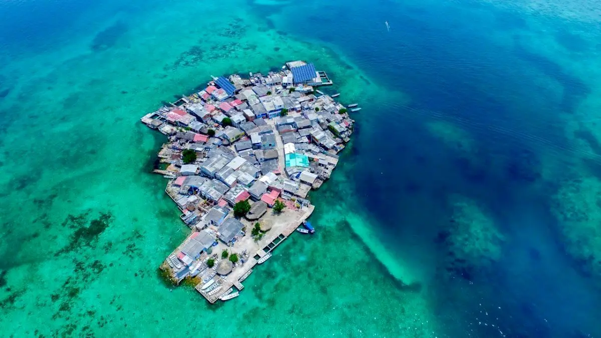 ویدئویی حیرت انگیز  از نحوه تشکیل شدن جزیره در اقیانوس!