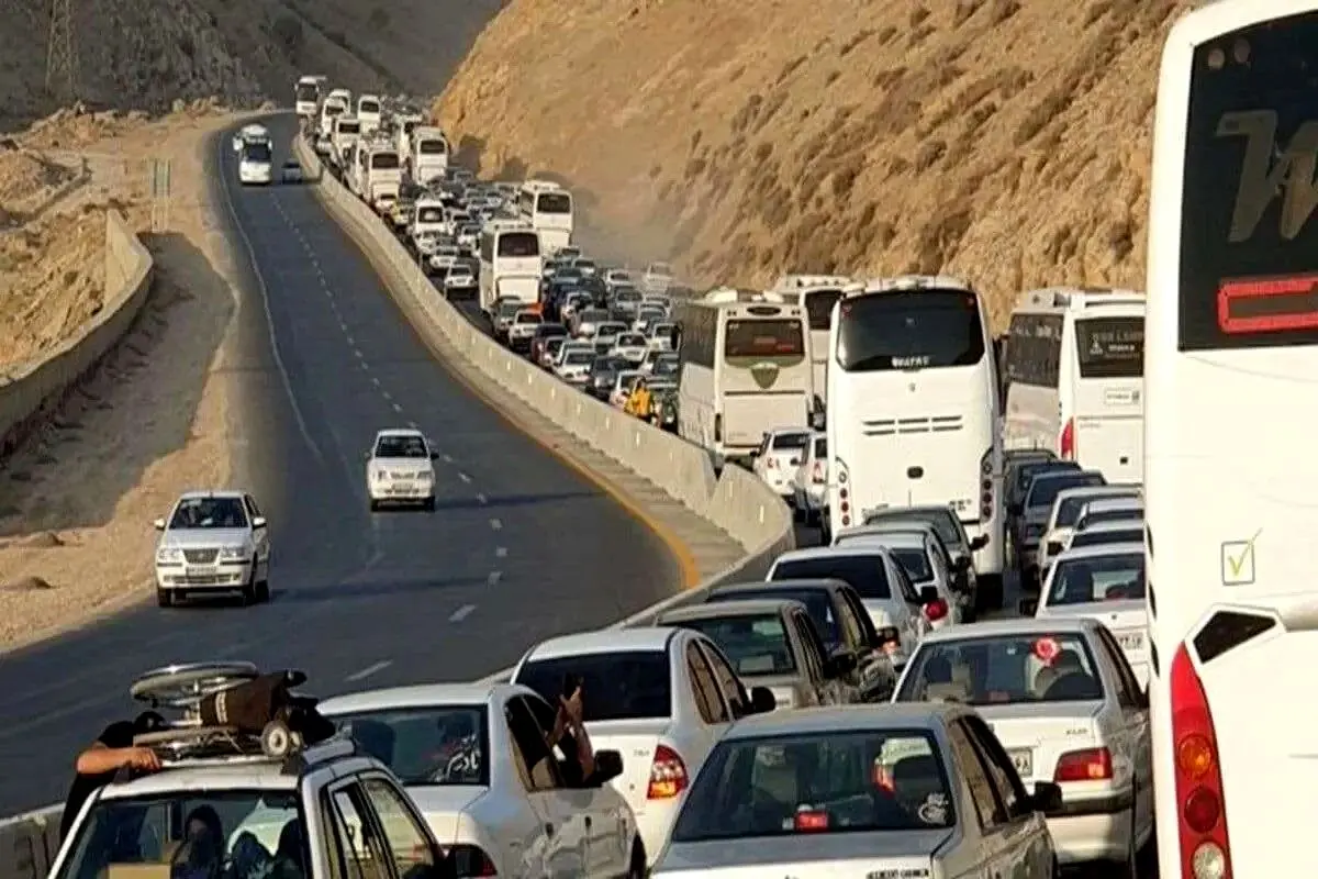 ورود خودروهای شخصی به داخل شهر مهران از امروز ممنوع شد + جزئیات