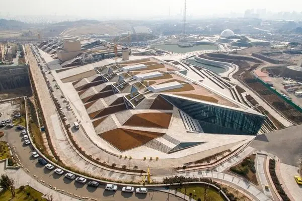 بزرگترین باغ کتاب جهان در قلب تهران؛ ثبت شده در گینس + آدرس