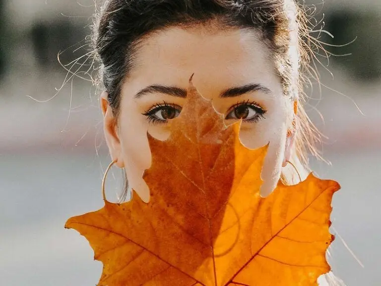 ۵ دلیل خشکی پوست در پاییز! | روش های ارزان و سریع درمان خشکی پوست