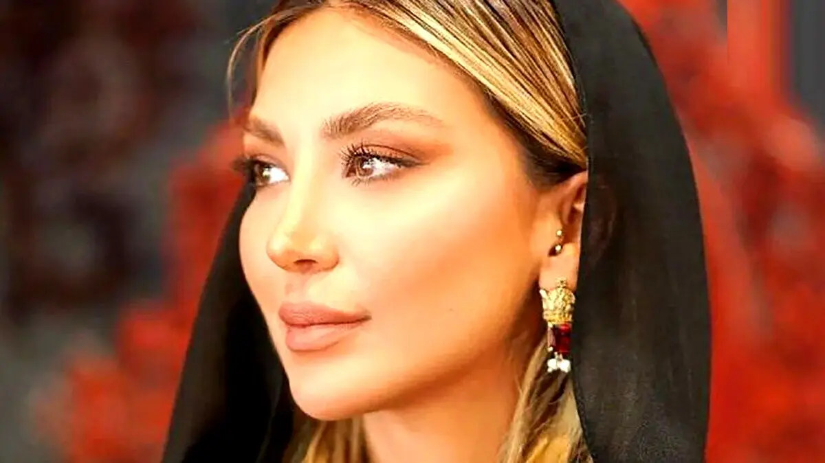 مینا مختاری