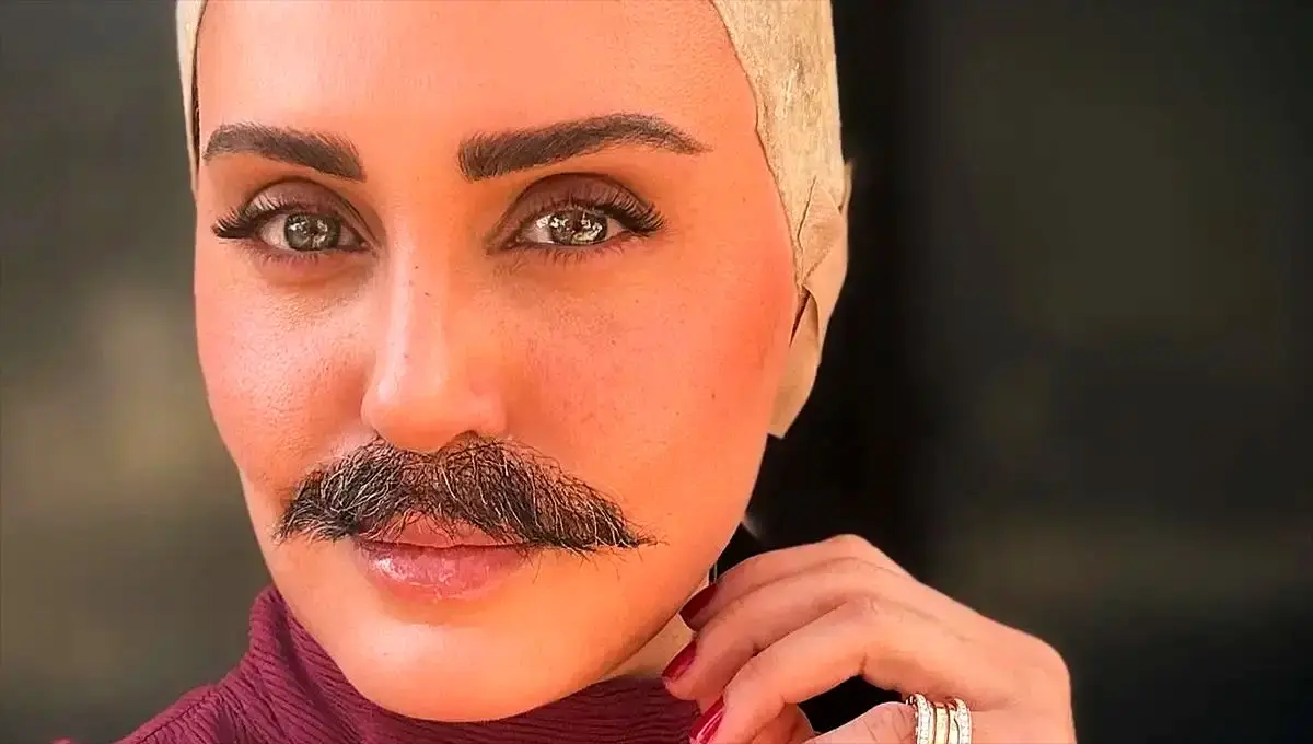 (ویدیو) استایل مردانه الناز شاکردوست در اکران فیلم جدیدش!