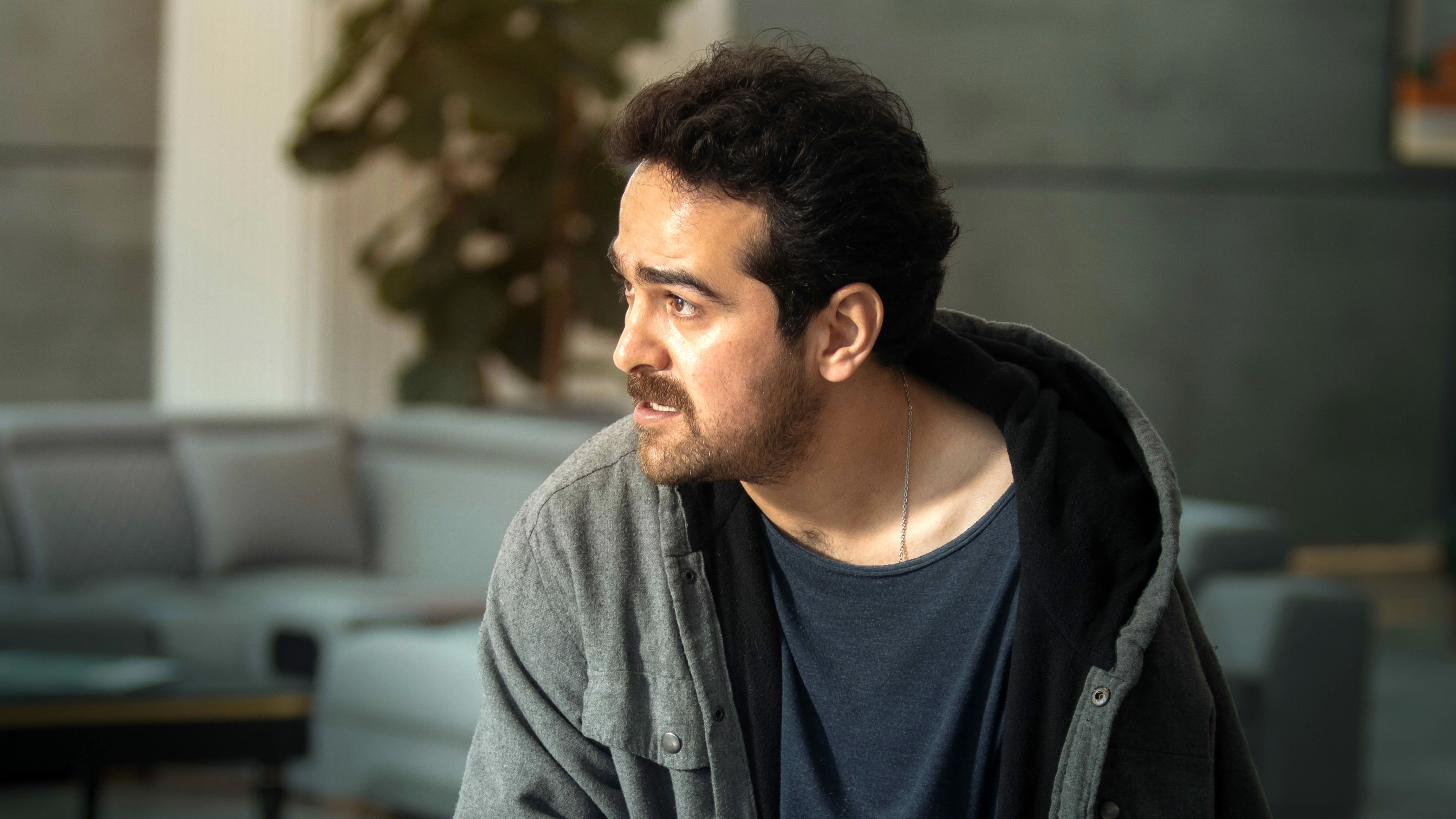 قسمت 15 آبان رو هم اکنون تماشا کنید! + لینک دانلود مستقیم