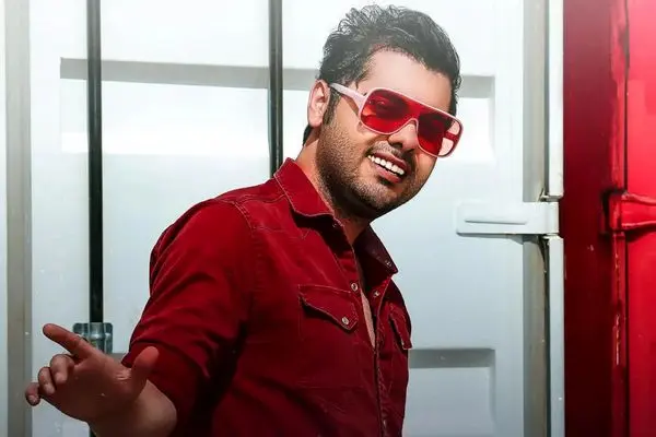 دانلود آهنگ جدید یوسف زمانی به نام گوزل اشک + متن ترانه