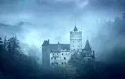 قلعه دراکولا؛ ترسناک ترین قلعه جهان و داستان پشت دیوارهایش!