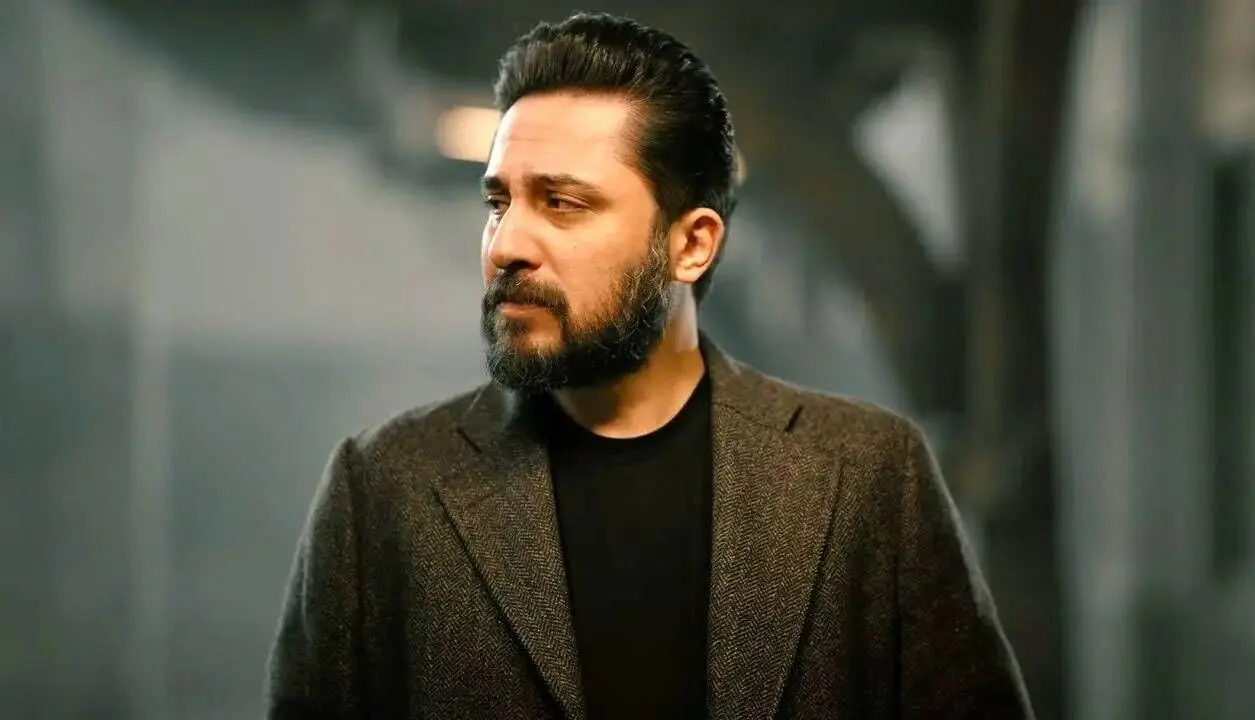 آهنگ جدید روزبه بمانی به نام مجنون منتشر شد + دانلود و متن ترانه