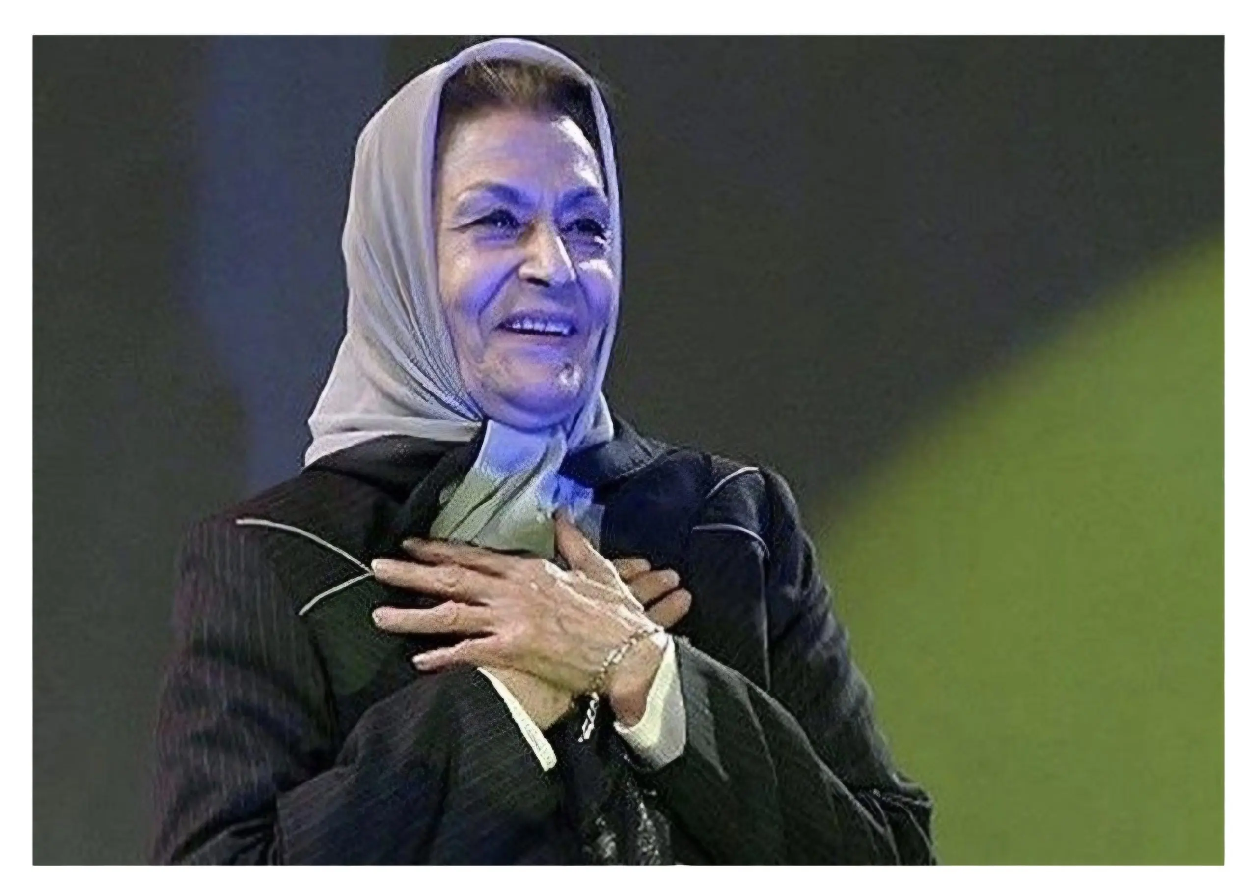 اولین تصاویر از حضور هنرمندان ایرانی در مراسم تشییع ژالو علو 