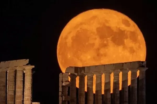 13 آذر 1404؛ سومین ابر ماه سال و شبی که ماه کامل می شود!