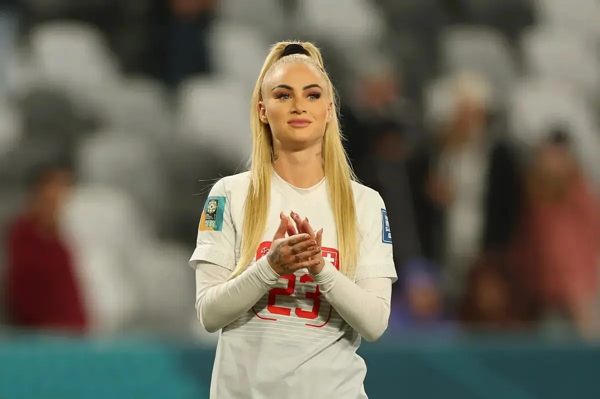 زیباترین زن فوتبالیست