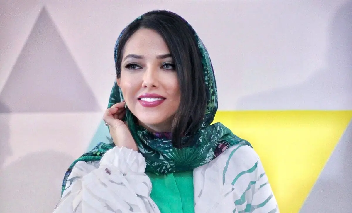اولین عکس لیلا اوتادی و خواهرش | خواهر خانم بازیگر زیباتر از خودشه !