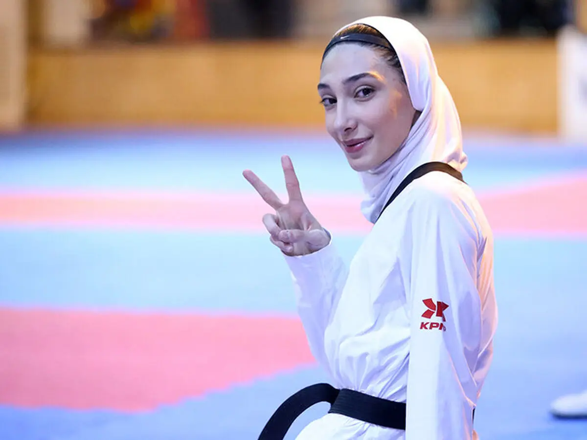مبینا نعمت زاده