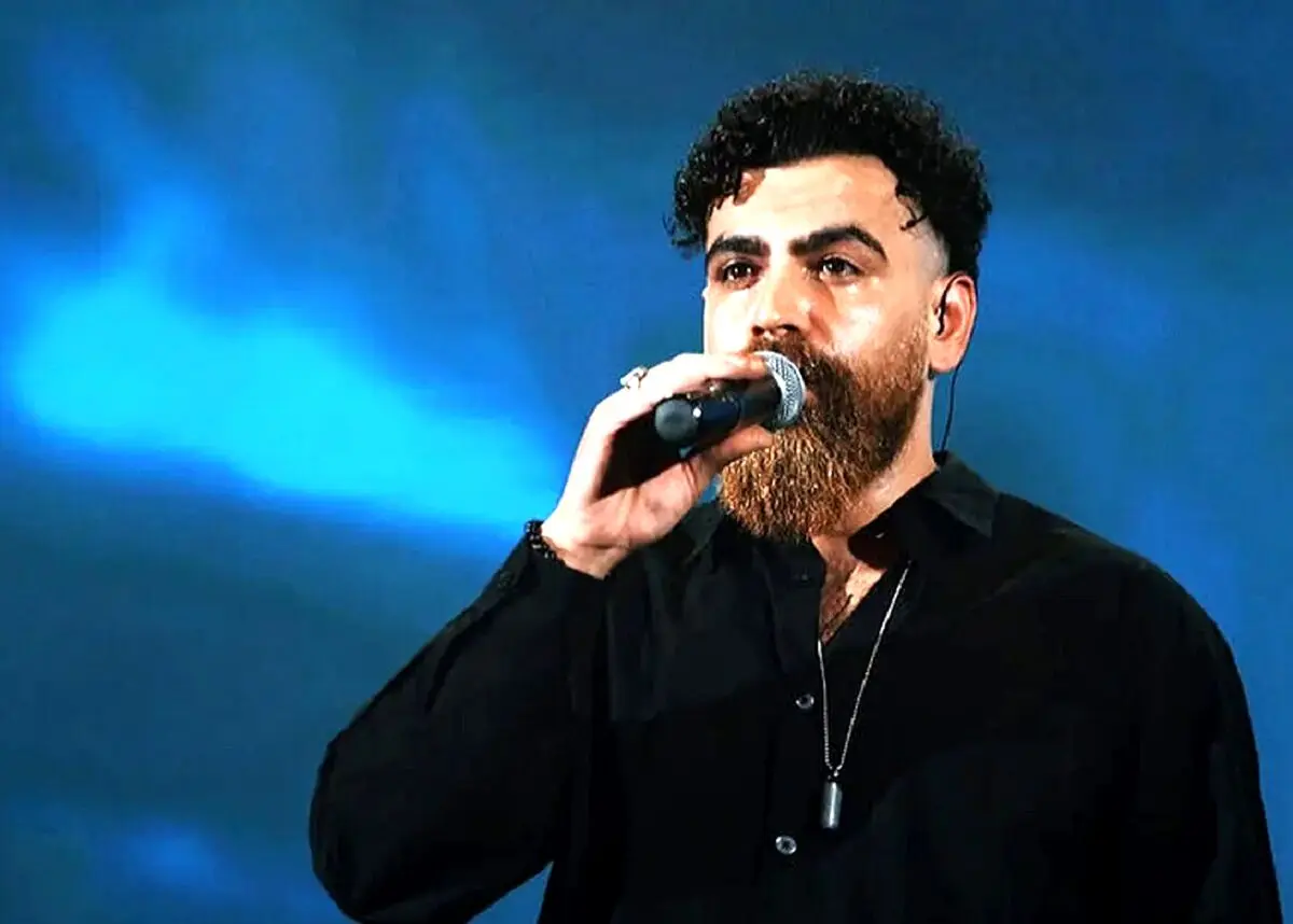 (ویدیو) مداحی معین زد در دسته عزاداری محرم در شهر ری