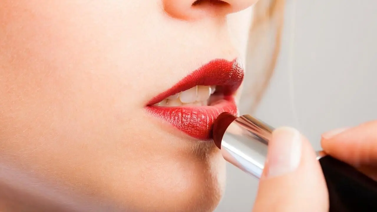 رنگ رژ لب شما درباره شخصیتتون چی میگه؟