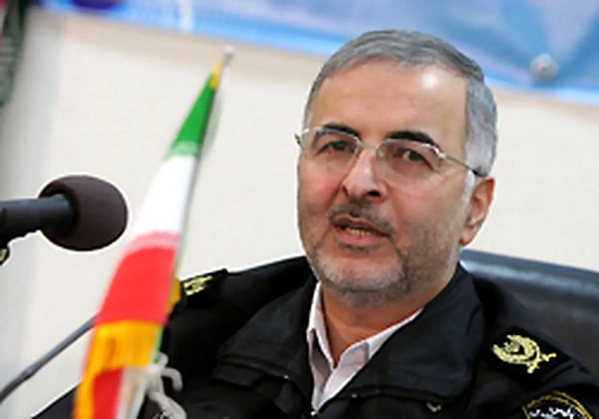 اسکندر مومنی