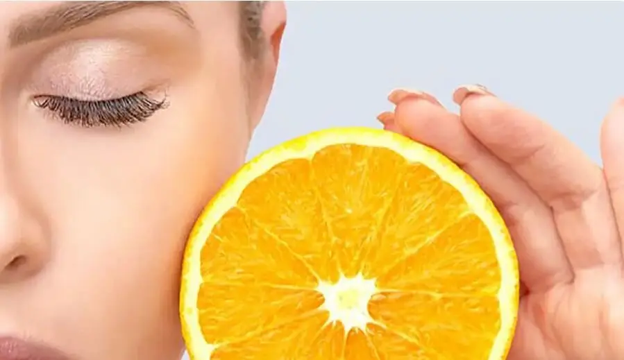 زیبایی و جوانسازی پوست دور چشمت رو بسپار به این ویتامین ها 