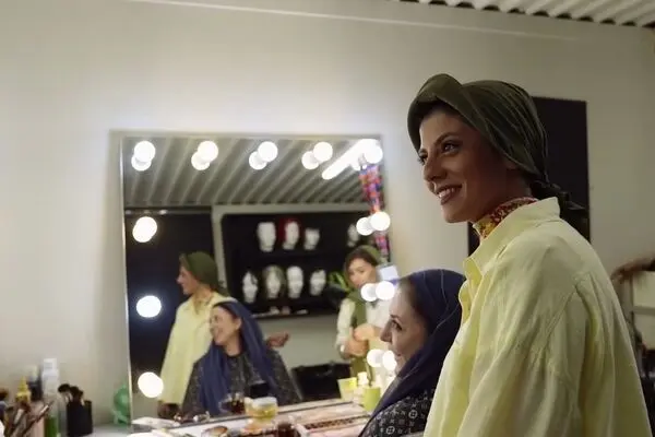 قسمت 20 (پایانی) کارناوال تر رو از اینجا دانلود کنید!